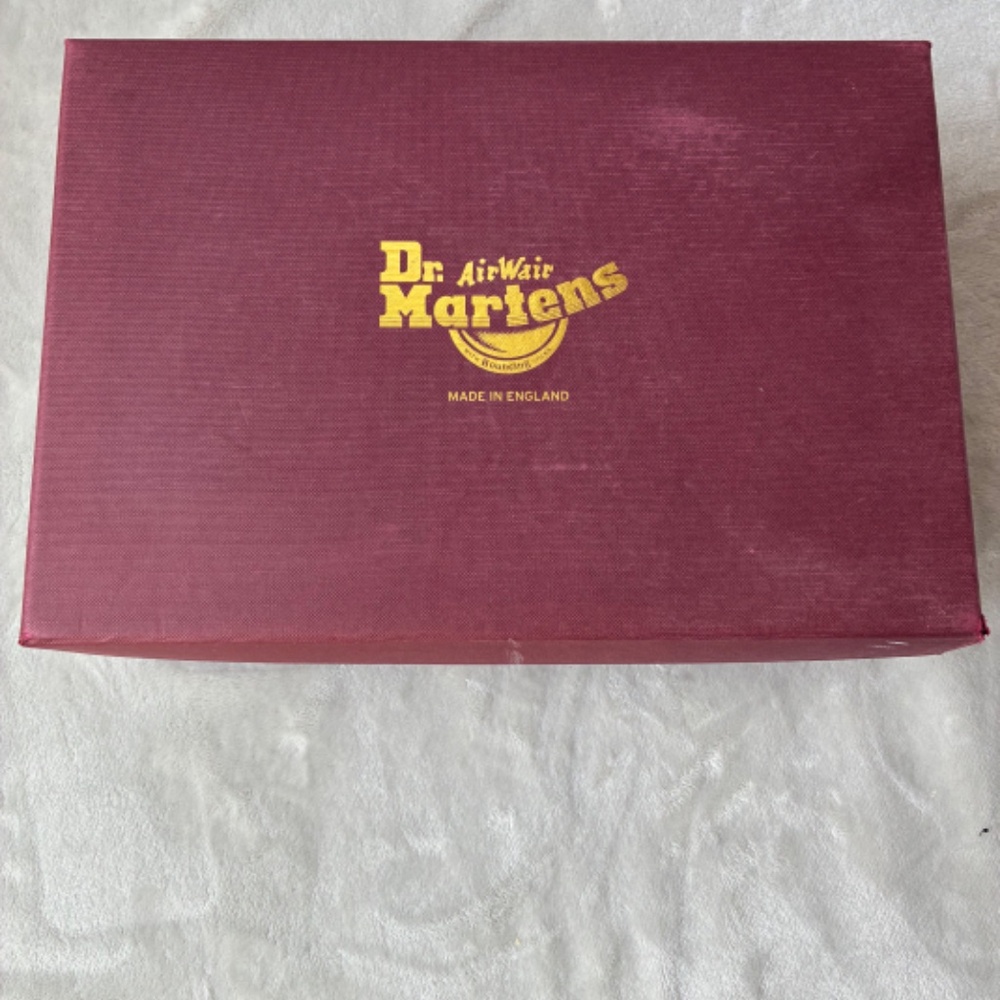 Rare Dr.MARTENS AirWair Boots STINGRAY MIE Made In England unisex US W9/M8 – NEW - Picture 16 of 16